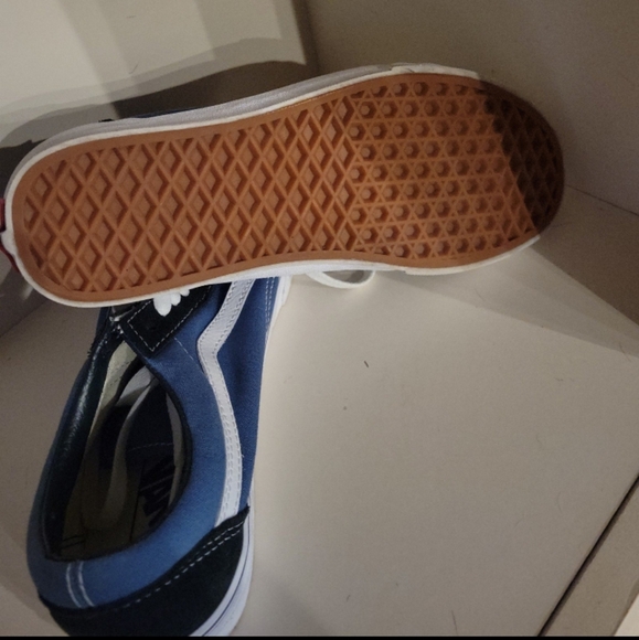NWOB VANS mens SZ 7.5 - Picture 4 of 6